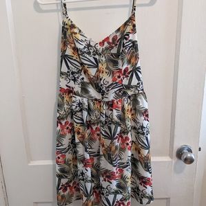 Floral sundress (Dynamite - M)
